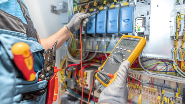 Best Emergency Electrical Repair  in Cedar Grove, WI